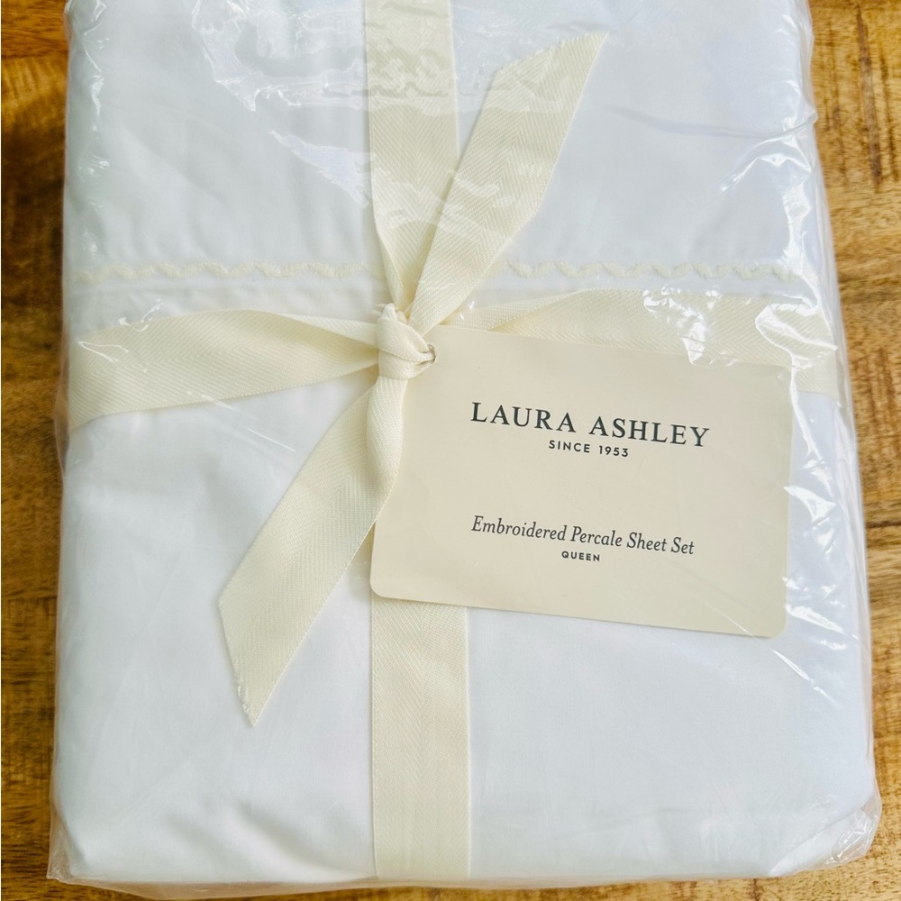 Laura Ashley Percale Sheet Set